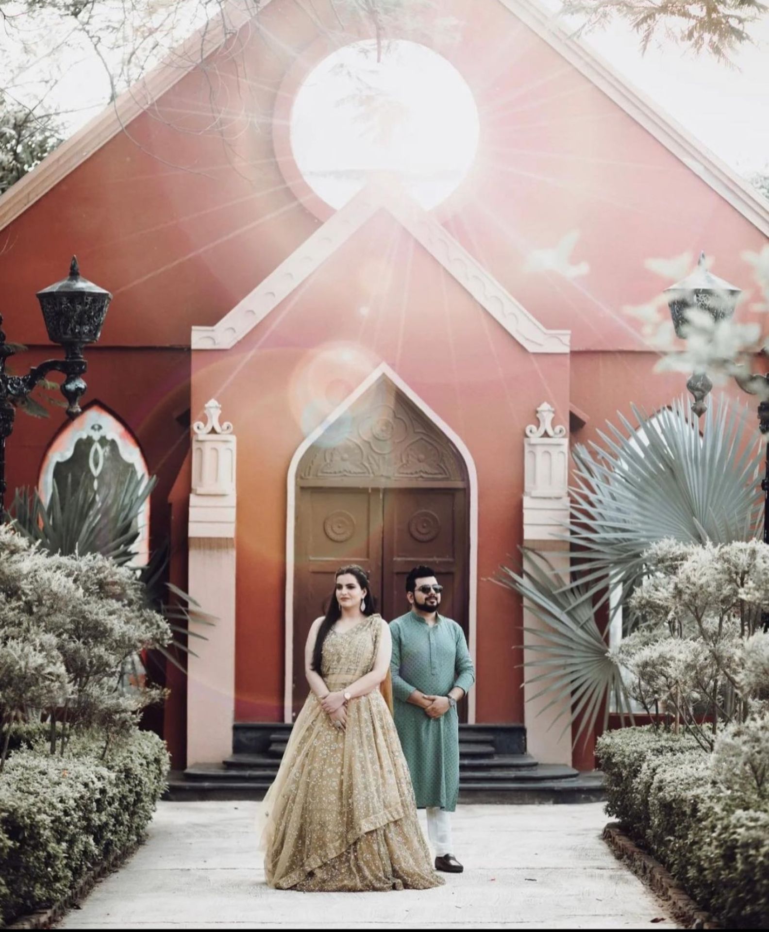 Elegant bride portrait with artistic architecture by Bright Luxe Salon &amp; Studio, Mahendergarh